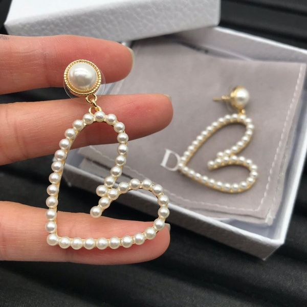 design jewelry 2021 new pearl love earrings, baby's heart-shaped silver needle earrings, Golden
design jewelry 2021 new pearl love earrings, baby's heart-shaped silver needle earrings, Golden
