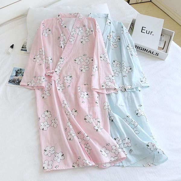 women's sleepwear simple and sweet style pure cotton gauze soft breathable kimono bathrobe nightgown spring/summer loose robes for wome, Black;red
women's sleepwear simple and sweet style pure cotton gauze soft breathable kimono bathrobe nightgown spring/summer loose robes for wome, Black;red