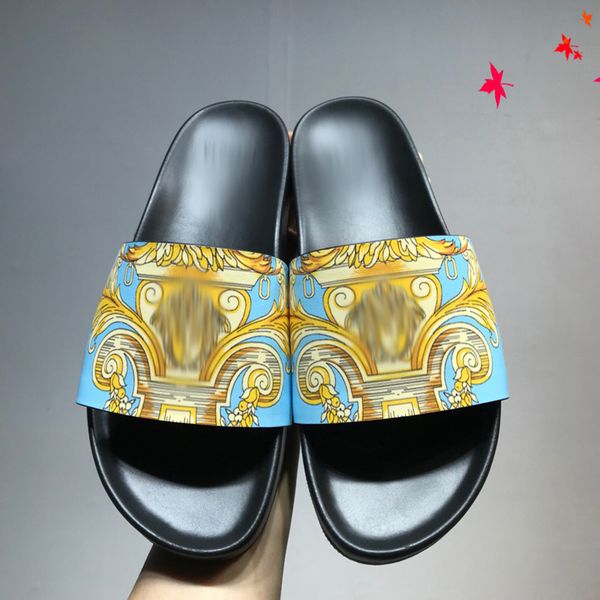 2021 slipper designer slide summer sandals fashion men beach indoor flat flip flops leather luxurys shoes mens slippers with box size 39-45, Black
2021 slipper designer slide summer sandals fashion men beach indoor flat flip flops leather luxurys shoes mens slippers with box size 39-45, Black