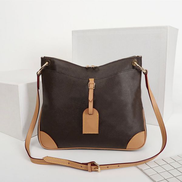 designers luxurys odeon shoulder bags women leather strap zipper handbags men fashion messenger bag purse
designers luxurys odeon shoulder bags women leather strap zipper handbags men fashion messenger bag purse