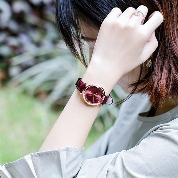 wristwatches women's watches luxury leather quartz ladies simple waterproof wrist watch women fashion elegant female clock woman, Slivery;brown
wristwatches women's watches luxury leather quartz ladies simple waterproof wrist watch women fashion elegant female clock woman, Slivery;brown