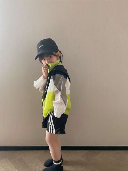 parent-child foreign xu summer xiaola's sle 2021 spring suit color matching sunscreen letter south korean boys and girls' hooded e, Blue
parent-child foreign xu summer xiaola's sle 2021 spring suit color matching sunscreen letter south korean boys and girls' hooded e, Blue