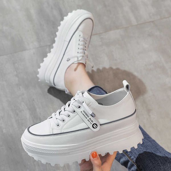 trendy thick bottom fashion versatile white shoes women's heightening 2021 autumn lightweight breathable leisure muffin
trendy thick bottom fashion versatile white shoes women's heightening 2021 autumn lightweight breathable leisure muffin