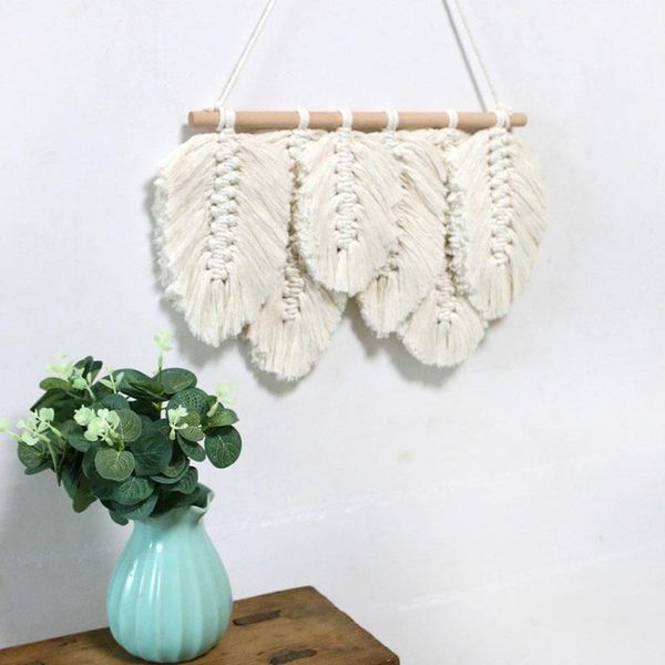 tapestries nordic boho style creative feather small pendant room decoration bohemian tapestry literary fan home mural homestay
tapestries nordic boho style creative feather small pendant room decoration bohemian tapestry literary fan home mural homestay