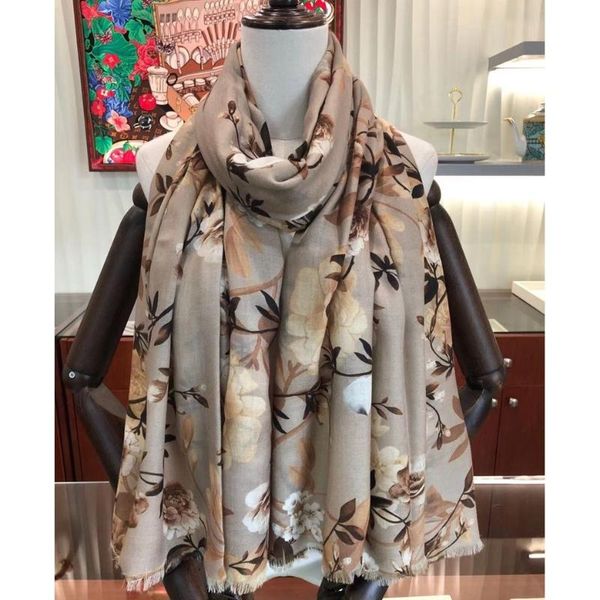 scarves 2021 women winter shawl roses print 100% pure cashmere scarf pashmina 200*100cm, Blue;gray
scarves 2021 women winter shawl roses print 100% pure cashmere scarf pashmina 200*100cm, Blue;gray