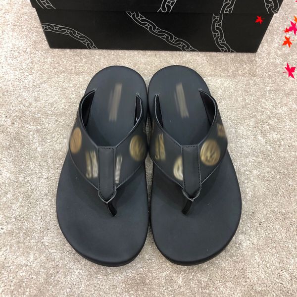 luxurys men slippers designer rubber slides sandal mens designers flat fashion shoes beach flip flops flower with box size 39-45 -g388, Black
luxurys men slippers designer rubber slides sandal mens designers flat fashion shoes beach flip flops flower with box size 39-45 -g388, Black