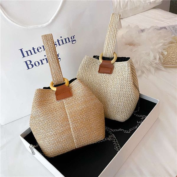 hbp fashion korean ring buckle cute woven basket hand small square straw women's 2021 new messenger bag
hbp fashion korean ring buckle cute woven basket hand small square straw women's 2021 new messenger bag