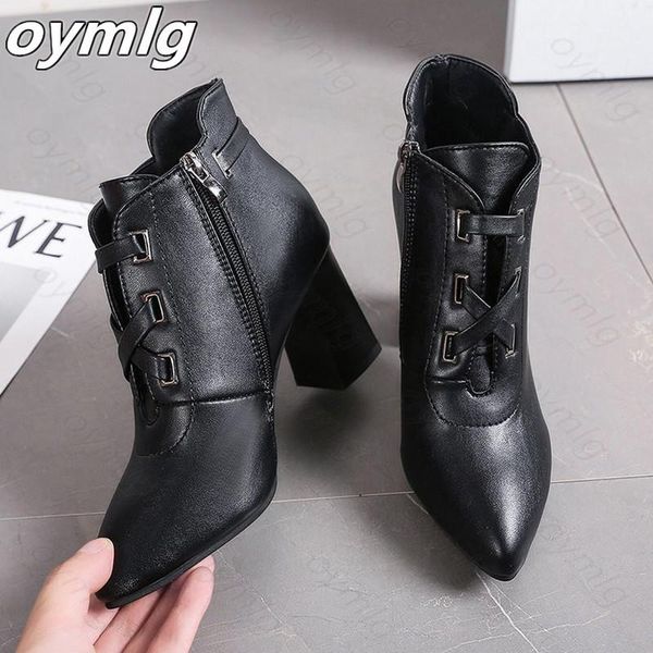 boots black chunky heeled ankle women high heel pointed toe winter shoes fashion short booties 2021
boots black chunky heeled ankle women high heel pointed toe winter shoes fashion short booties 2021