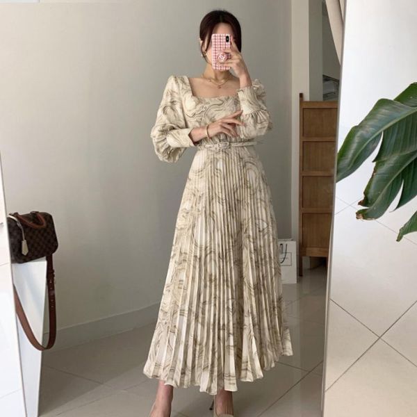 casual dresses 2021 spring elegant show thin square collar ink painting waist long pleated dress ~ with belt, Black;gray
casual dresses 2021 spring elegant show thin square collar ink painting waist long pleated dress ~ with belt, Black;gray