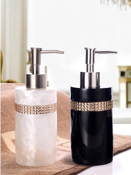 300ml cylindrical sparkle soap liquid dispenser bottle resin lotion dispenser pump bottle soap bathroom suppliers
300ml cylindrical sparkle soap liquid dispenser bottle resin lotion dispenser pump bottle soap bathroom suppliers