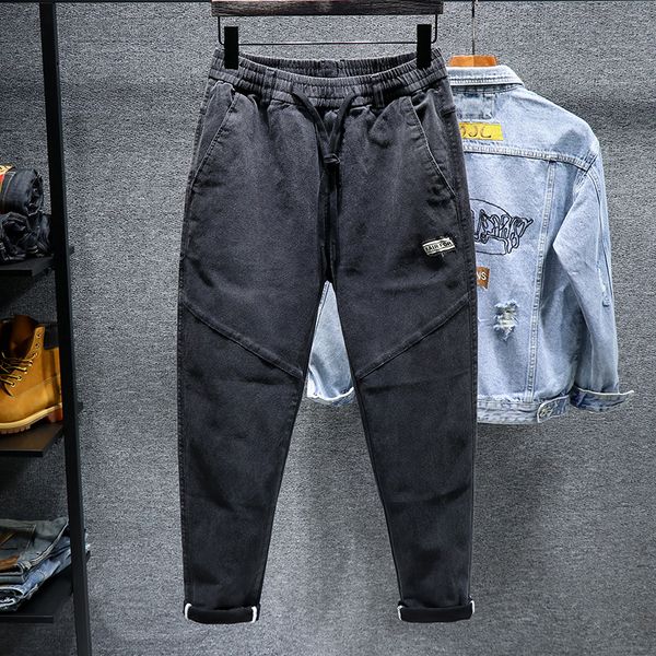2021 new arrival three dimensional cutting youth harem pants elastic waist comfortable and versatile knitted jeans for men 0468 l391, White;black
2021 new arrival three dimensional cutting youth harem pants elastic waist comfortable and versatile knitted jeans for men 0468 l391, White;black