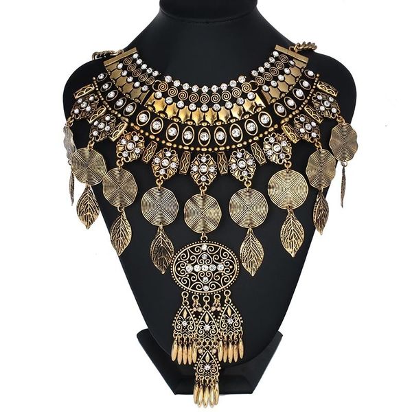 new design vintage statement necklaces big bling crystal flowers pendants women maxi chokers necklaces costume jewelry, Golden;silver
new design vintage statement necklaces big bling crystal flowers pendants women maxi chokers necklaces costume jewelry, Golden;silver