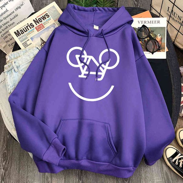 smile cartoon bicycle men's hoodie harajuku wool loose casual wear vintage hoodie neutral comfortable punk animation hoodie, Black
smile cartoon bicycle men's hoodie harajuku wool loose casual wear vintage hoodie neutral comfortable punk animation hoodie, Black