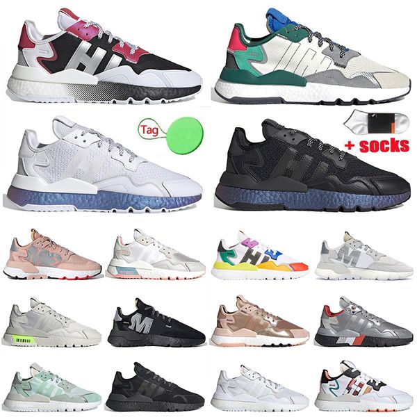 2022 wholesale reflective xeno nite jogger running shoes for mens womens 3m black white pride collegiate green metallic pink trainers sneake
2022 wholesale reflective xeno nite jogger running shoes for mens womens 3m black white pride collegiate green metallic pink trainers sneake