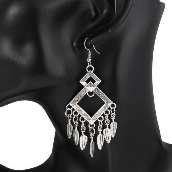 women's long tassels tibetan silver charm earrings gstqe029 fashion gift national style women diy earring, Golden
women's long tassels tibetan silver charm earrings gstqe029 fashion gift national style women diy earring, Golden