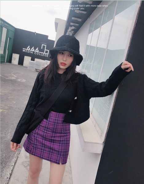 skirts 2021 spring women vintage plaid skirt high waist front slit purple package hip slim casual shorts plus size 5xl, Black
skirts 2021 spring women vintage plaid skirt high waist front slit purple package hip slim casual shorts plus size 5xl, Black