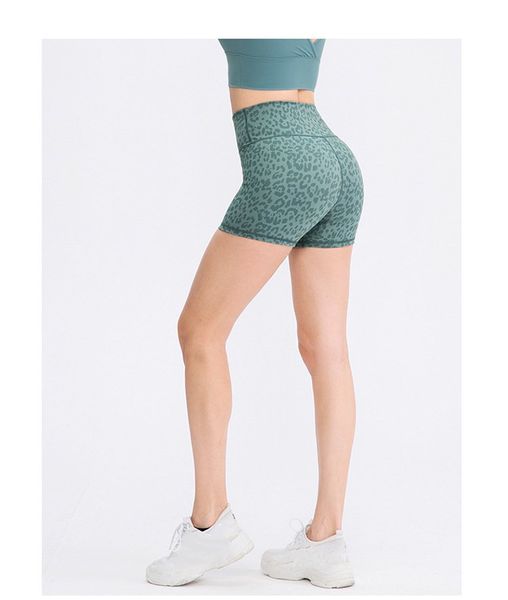 women's naked feeling high waisted athletic yoga shorts for women workout biker shorts ,yoga athletic cycling hiking sports shorts, White;black
women's naked feeling high waisted athletic yoga shorts for women workout biker shorts ,yoga athletic cycling hiking sports shorts, White;black