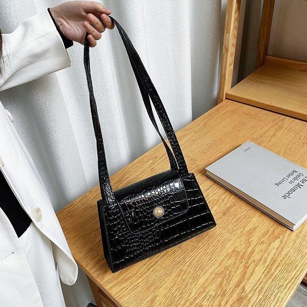 evening bags women pu lether shoulder bag femal crocodile pattern luxury designer crossbody purses and handbags
evening bags women pu lether shoulder bag femal crocodile pattern luxury designer crossbody purses and handbags