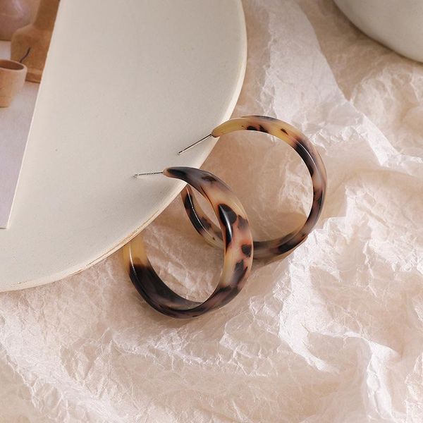 korean retro big arcylic leopard earrings for women 2021 large printed resin acetate open hoop earrings statement party jewelry, Golden;silver
korean retro big arcylic leopard earrings for women 2021 large printed resin acetate open hoop earrings statement party jewelry, Golden;silver