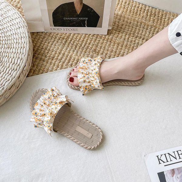 slippers summer women's fashion solid color ruffle flat heel sandals outdoor beach shoes large, Black
slippers summer women's fashion solid color ruffle flat heel sandals outdoor beach shoes large, Black
