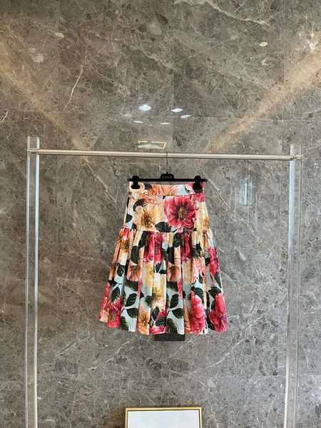 2021 summer new style women's skirt fashion red camellia print cotton fabric italy sicily gorgeous luxury runway gsl0, Black
2021 summer new style women's skirt fashion red camellia print cotton fabric italy sicily gorgeous luxury runway gsl0, Black