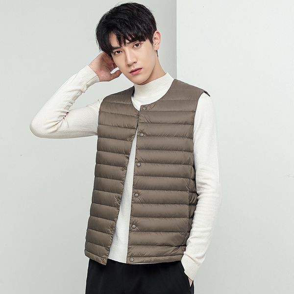 lightweight down short 2021 spring and autumn youth v-neck vest fit warm jacket men's top, Black;white
lightweight down short 2021 spring and autumn youth v-neck vest fit warm jacket men's top, Black;white
