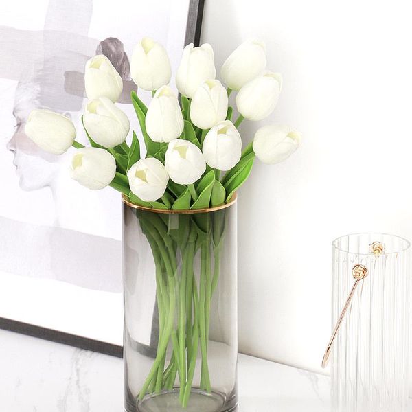decorative flowers & wreaths bonsai garden artificial flower mother's day tulip simulation bouquet wedding party decorate
decorative flowers & wreaths bonsai garden artificial flower mother's day tulip simulation bouquet wedding party decorate