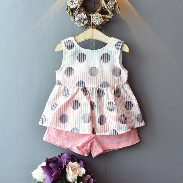 small of korean and version medium children's wear striped wave dot bow vest a-line cute shorts two piece set, White 
small of korean and version medium children's wear striped wave dot bow vest a-line cute shorts two piece set, White