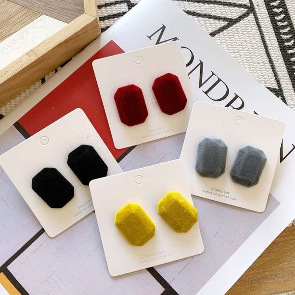 hbp autumn and winter 2021 new flocking face simple cool wind earring net red color fashion earrings for women, Silver
hbp autumn and winter 2021 new flocking face simple cool wind earring net red color fashion earrings for women, Silver
