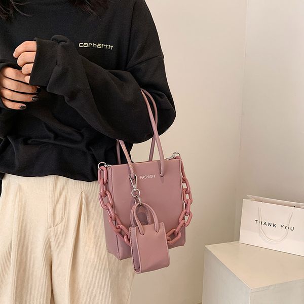 new chain handbag fashion solid color pu leather shoulder bags for women 2021 casual square messenger crossbody bags totes c0225
new chain handbag fashion solid color pu leather shoulder bags for women 2021 casual square messenger crossbody bags totes c0225