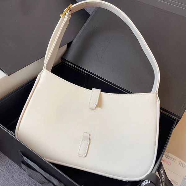 designer luxury handbags purse on my side bags elegant stitching fine grain calf shoulder strap handbag 2022 cowhide leather crossbody clutc
designer luxury handbags purse on my side bags elegant stitching fine grain calf shoulder strap handbag 2022 cowhide leather crossbody clutc