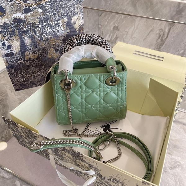 new shoulder bags women handbag crossbody bag brands designer handbags 2021 flower printing bag purse 17cm 0520, Black
new shoulder bags women handbag crossbody bag brands designer handbags 2021 flower printing bag purse 17cm 0520, Black