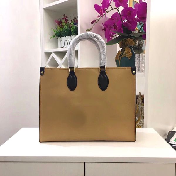retro classic 2021 women onthego tote teddy shopping composite bag bicolor empreinte cowhide leather inside double pocket size 30-16-13.5cm
retro classic 2021 women onthego tote teddy shopping composite bag bicolor empreinte cowhide leather inside double pocket size 30-16-13.5cm