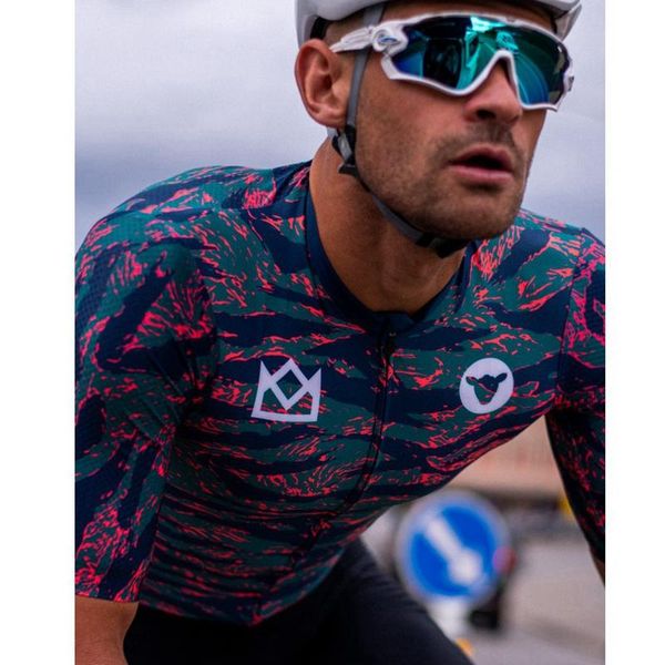 black sheep cycling ltd worlds italy oil painting style cycle suit ciclismo ropa hombre short sleeve cycling jersey bib shorts, Black;blue
black sheep cycling ltd worlds italy oil painting style cycle suit ciclismo ropa hombre short sleeve cycling jersey bib shorts, Black;blue