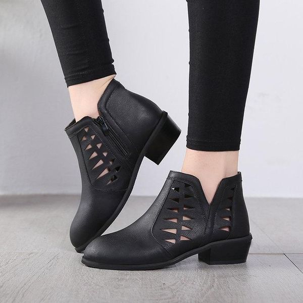 boots leather women's cool flat bottomed casual hollow comfortable short, Black
boots leather women's cool flat bottomed casual hollow comfortable short, Black