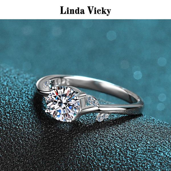 cluster rings linda vicky 1ct moissanite women silver senior jewelry girl luxury gift excellent cutting diamond sterling engagement ring, Golden;silver
cluster rings linda vicky 1ct moissanite women silver senior jewelry girl luxury gift excellent cutting diamond sterling engagement ring, Golden;silver
