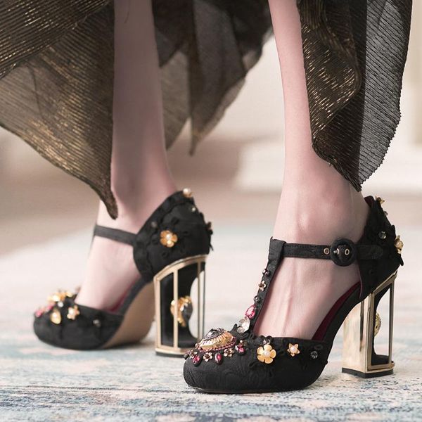 ribetrini luxury female high heels buckle shoes pointed toe rhinestone women sandals party brand elegant summer sandals, Black
ribetrini luxury female high heels buckle shoes pointed toe rhinestone women sandals party brand elegant summer sandals, Black