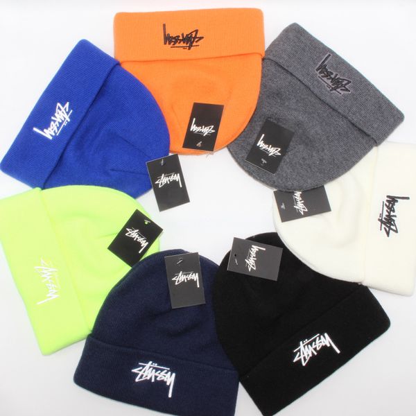 designer knitted beanie caps for men women winter warm thick wool embroidery solid color cold hat couple fashion street hats, Blue;gray
designer knitted beanie caps for men women winter warm thick wool embroidery solid color cold hat couple fashion street hats, Blue;gray