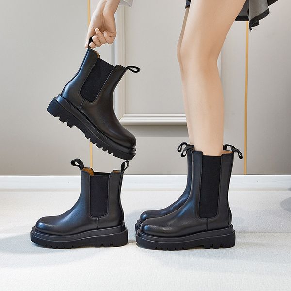 martin women's leather veet pipe in autumn and winter 2021 heel thick soled chelsea boots, Black
martin women's leather veet pipe in autumn and winter 2021 heel thick soled chelsea boots, Black