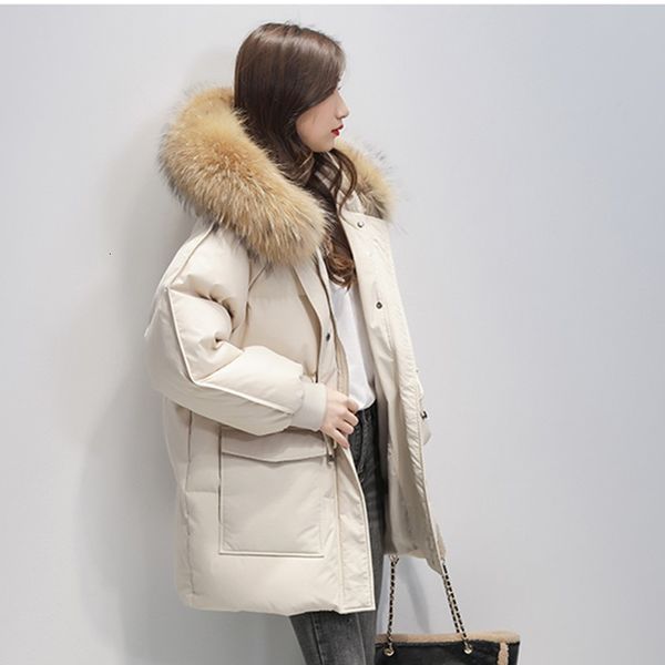 2021 new winter women's thick raccoon fur hooded coat female brand drawstring black down jacket cjgl
2021 new winter women's thick raccoon fur hooded coat female brand drawstring black down jacket cjgl