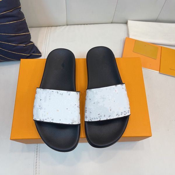 designer pool pillow sandals couples slippers men women summer flat shoes fashion beach slippers slides adjustable strap 0709, Black
designer pool pillow sandals couples slippers men women summer flat shoes fashion beach slippers slides adjustable strap 0709, Black