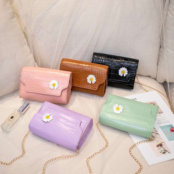 women's 2021 korean version stone pattern square personality small daisy one shoulder slant span bag
women's 2021 korean version stone pattern square personality small daisy one shoulder slant span bag