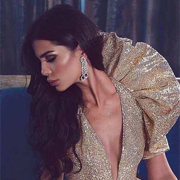 elegant 2021 new gold sequins deep v-neck es ruffles evening gowns court train long arabic prom vestido de festa smqa, White;pink
elegant 2021 new gold sequins deep v-neck es ruffles evening gowns court train long arabic prom vestido de festa smqa, White;pink