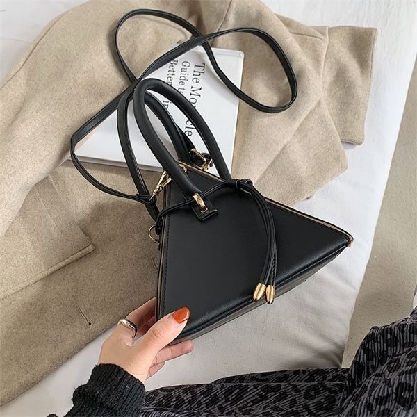 3d pu leather special design handbag 2021 fashion texture handbags women messenger ladies shoulder bags c0601
3d pu leather special design handbag 2021 fashion texture handbags women messenger ladies shoulder bags c0601