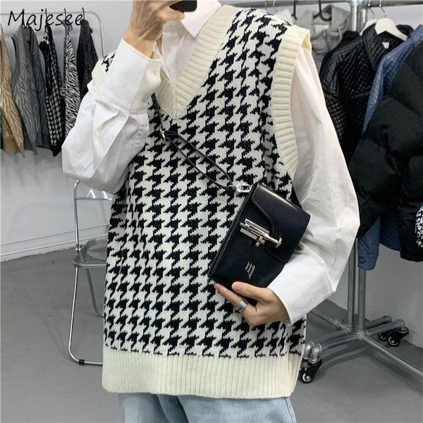 men's vests plaid sweater men v-neck teenagers knitted loose trendy korean style soft casual autumn outwear males jumpers, Black;white
men's vests plaid sweater men v-neck teenagers knitted loose trendy korean style soft casual autumn outwear males jumpers, Black;white