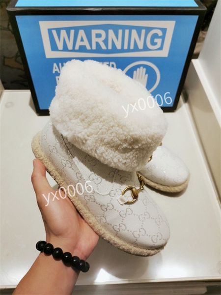 designer martin boots brand 35-41 leather casual shoes fashion women calfskin thick soled platform winter autumn novel unique ly211130, Black
designer martin boots brand 35-41 leather casual shoes fashion women calfskin thick soled platform winter autumn novel unique ly211130, Black