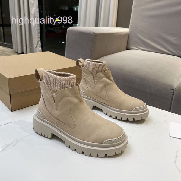 boots high end quality autumn and winter thick bottomed fashion boots one step on versatile snow women's, Black
boots high end quality autumn and winter thick bottomed fashion boots one step on versatile snow women's, Black