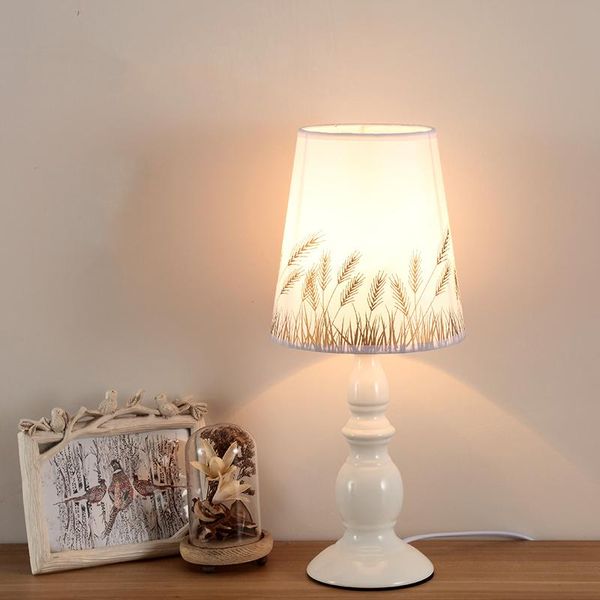 table lamps modern led lights lighting bedroom living room lamp desk cloth shade metal body indoor decoration
table lamps modern led lights lighting bedroom living room lamp desk cloth shade metal body indoor decoration