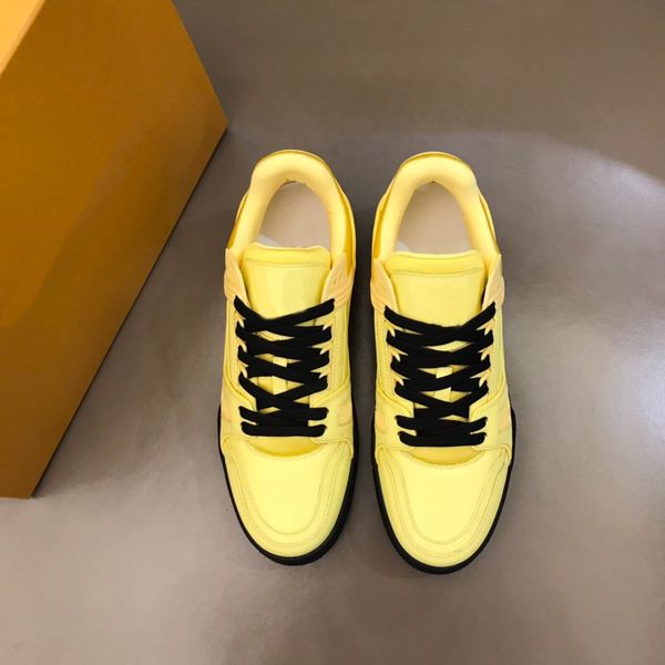 fashion man casual shoes sneaker genuine leather mesh pointed toe race runner outdoors trainers with box us38-45b16, Black
fashion man casual shoes sneaker genuine leather mesh pointed toe race runner outdoors trainers with box us38-45b16, Black