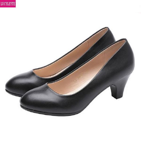 dress shoes women spring high heels black leather suit job interview single shoe round head thick heel with work wom
dress shoes women spring high heels black leather suit job interview single shoe round head thick heel with work wom